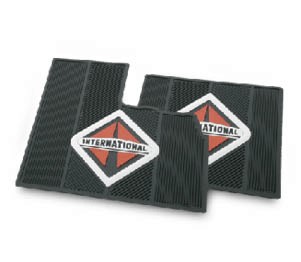 International Trucks 9000 Series Floor Mats (Rubber, International Logo)