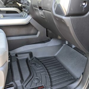 International CV Moulded Floor Liner- Crew Cab, Front, With Console