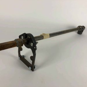 Hopper Crank assembly without lock plate for CS (RH) of Doepker Steel Super B Grain Bulker Trailers
