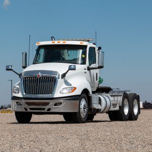 2019 International LT – UR400